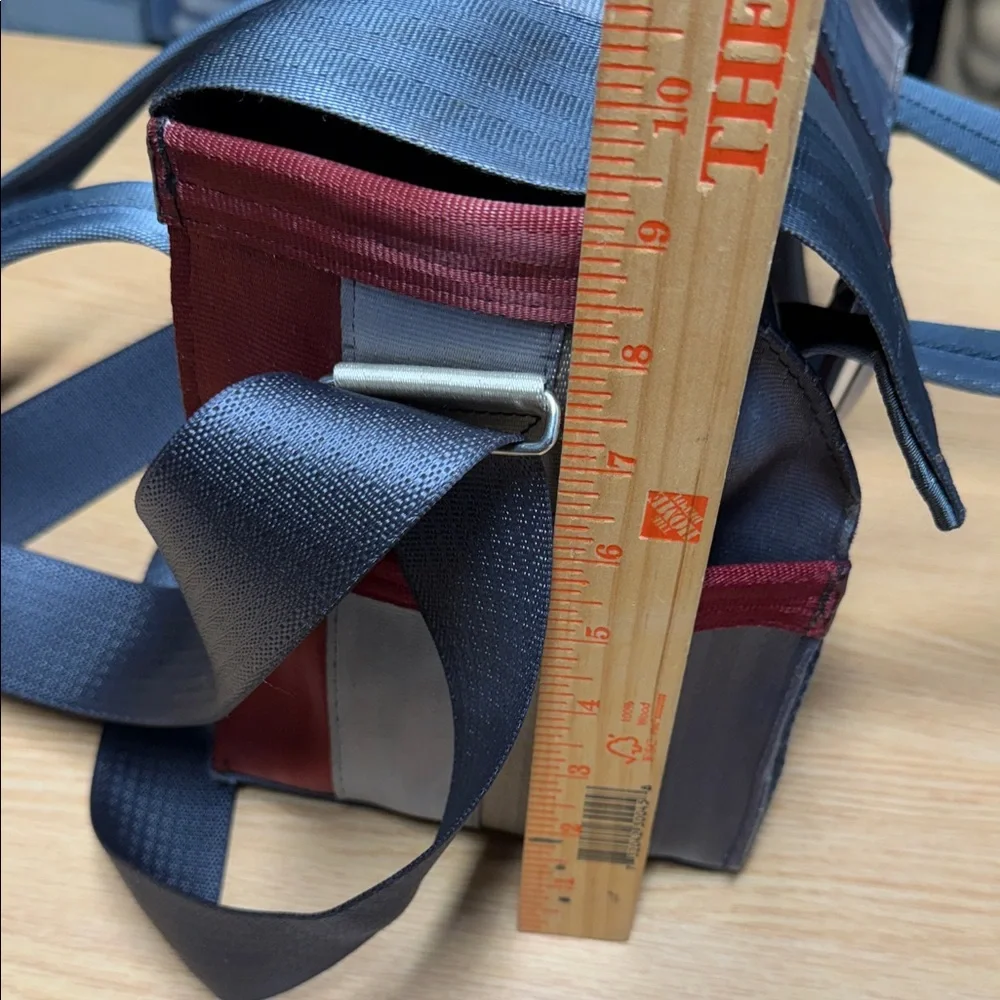 GM Model HO2-15 Seatbelt Bag (U.S.E.D.)